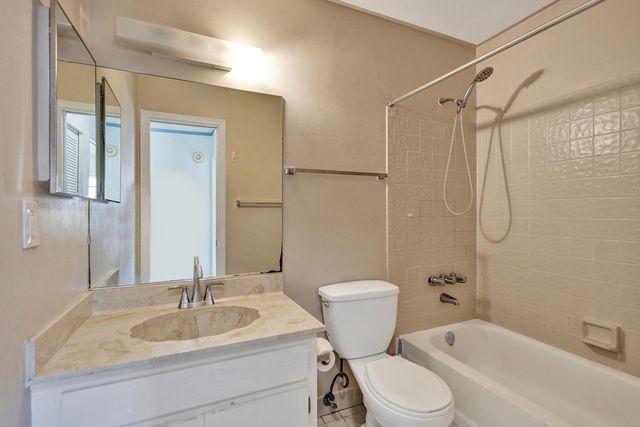 617 Banks Road 617, Margate, FL 33063