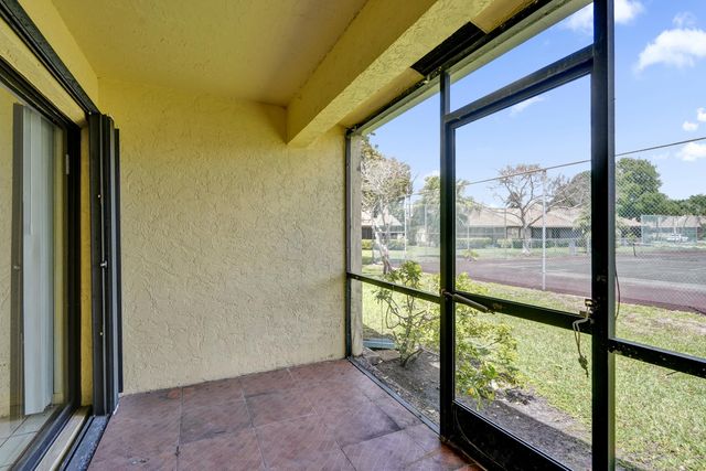 617 Banks Road 617, Margate, FL 33063