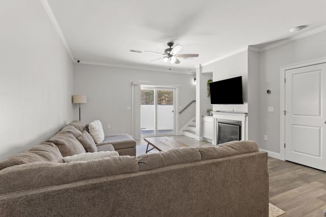 34 Callaway Dr Unit 4, Concord, NH 03301