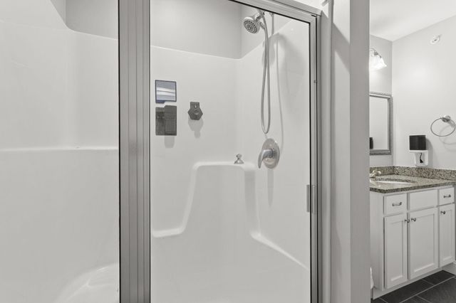 34 Callaway Dr Unit 4, Concord, NH 03301