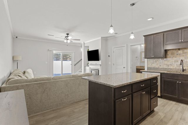 34 Callaway Dr Unit 4, Concord, NH 03301