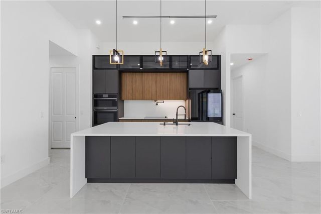 1301 SW 13th ST, Cape Coral, FL 33991