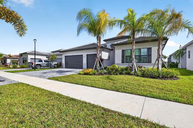 12132 SW Willowy Way, Port St. Lucie, FL 34987