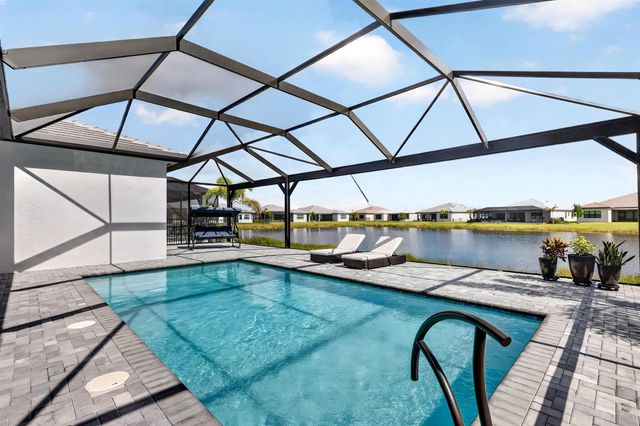 12132 SW Willowy Way, Port St. Lucie, FL 34987