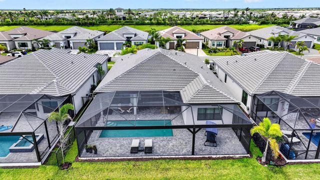 12132 SW Willowy Way, Port St. Lucie, FL 34987