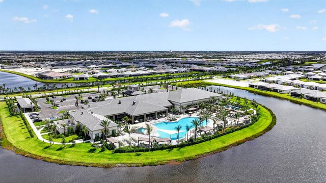 12132 SW Willowy Way, Port St. Lucie, FL 34987