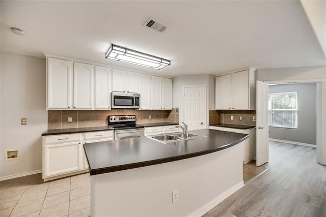 9923 Wake Bridge Drive, Frisco, TX 75035