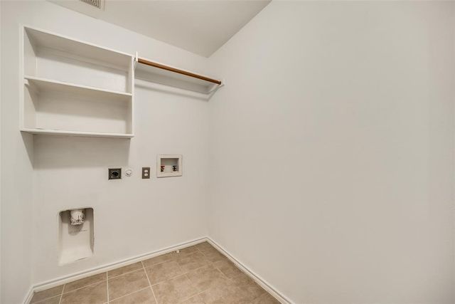 9923 Wake Bridge Drive, Frisco, TX 75035