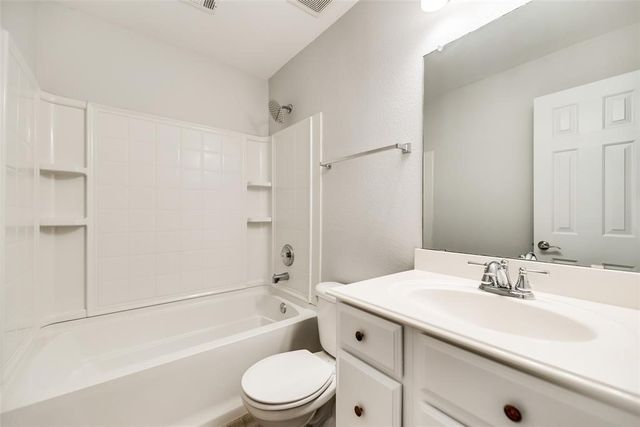 9923 Wake Bridge Drive, Frisco, TX 75035