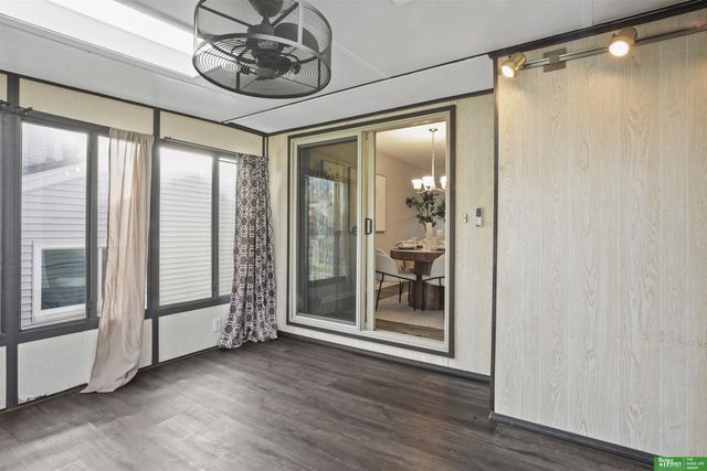 6023 N 110th Circle, Omaha, NE 68164