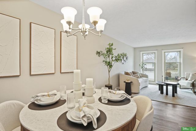 6023 N 110th Circle, Omaha, NE 68164