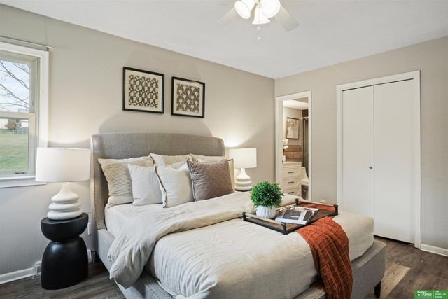 6023 N 110th Circle, Omaha, NE 68164