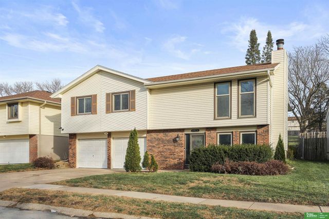 6023 N 110th Circle, Omaha, NE 68164