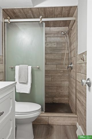 6023 N 110th Circle, Omaha, NE 68164