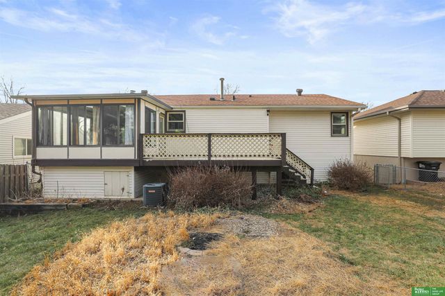 6023 N 110th Circle, Omaha, NE 68164