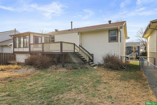 6023 N 110th Circle, Omaha, NE 68164