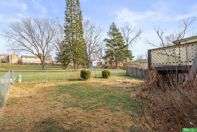 6023 N 110th Circle, Omaha, NE 68164