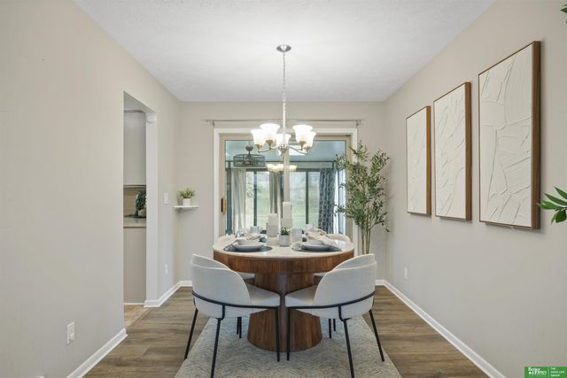 6023 N 110th Circle, Omaha, NE 68164