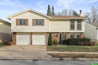 6023 N 110th Circle, Omaha, NE 68164