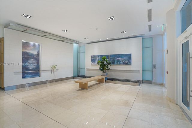 2101 Brickell Ave 1812, Miami, FL 33129