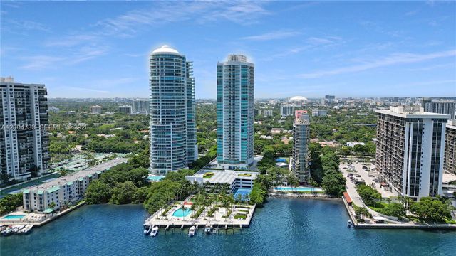 2101 Brickell Ave 1812, Miami, FL 33129
