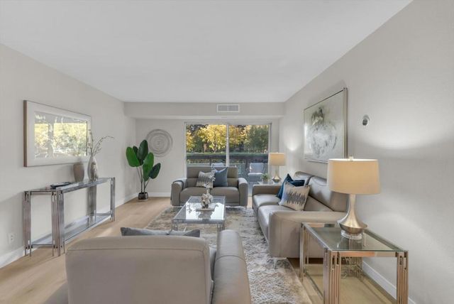 309 Tradewinds Drive 5, San Jose, CA 95123