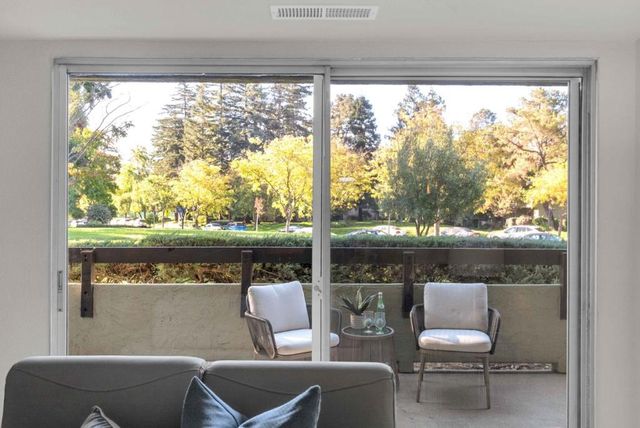 309 Tradewinds Drive 5, San Jose, CA 95123