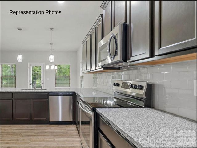 5208 Belstone Lane, Charlotte, NC 28215