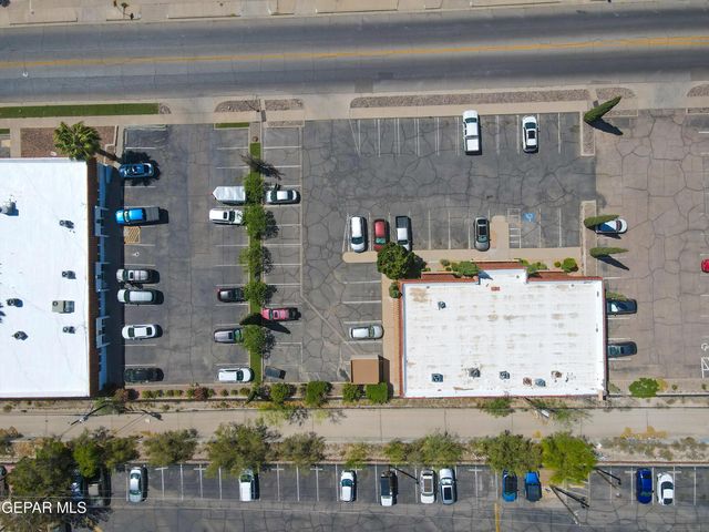 230 Thunderbird Drive P, El Paso, TX 79912