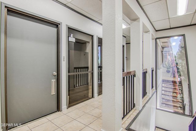 230 Thunderbird Drive P, El Paso, TX 79912