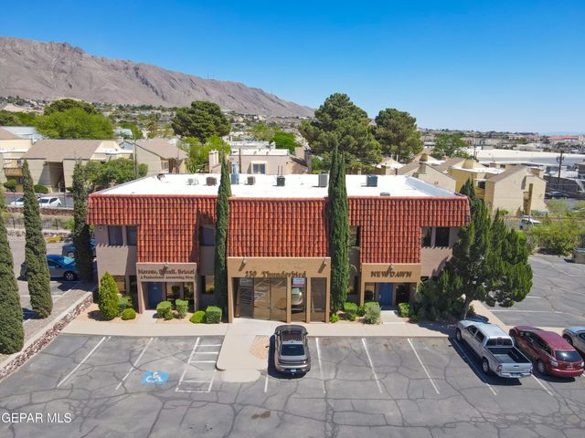 230 Thunderbird Drive P, El Paso, TX 79912