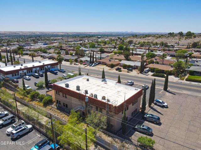 230 Thunderbird Drive P, El Paso, TX 79912