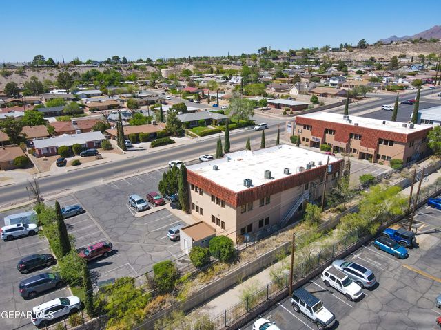 230 Thunderbird Drive P, El Paso, TX 79912