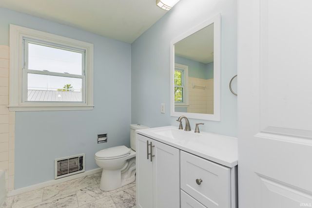 2905 W Woodbridge Drive, Muncie, IN 47304