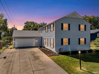 2905 W Woodbridge Drive, Muncie, IN 47304