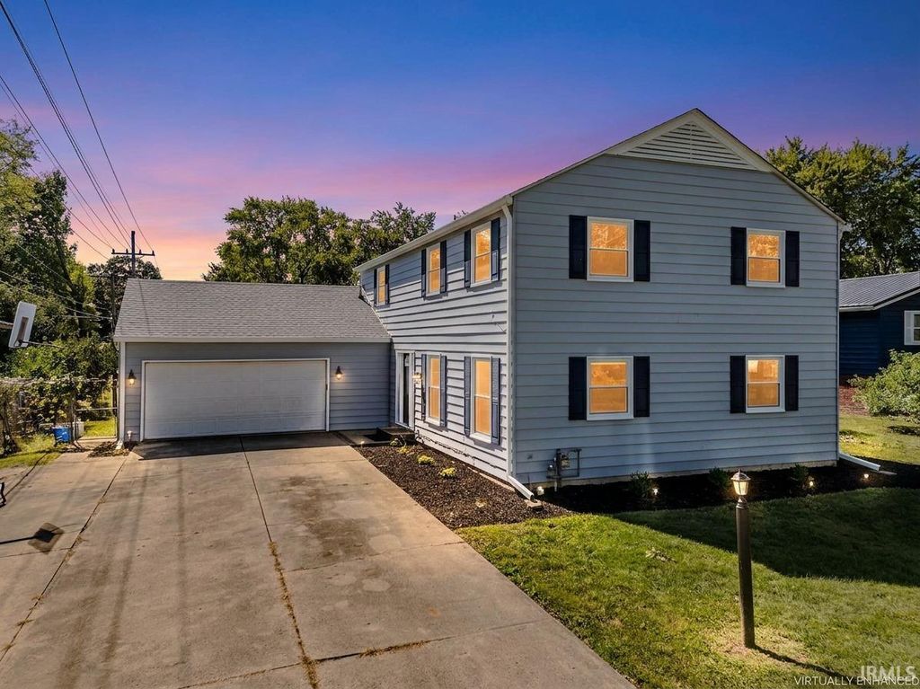 2905 W Woodbridge Drive, Muncie, IN 47304