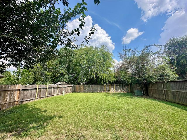 12310 Warrenwood Drive, Houston, TX 77066