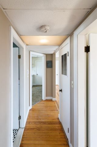 20 Ashland St 3L, Worcester, MA 01609