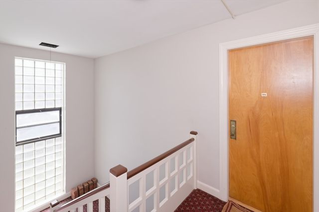 20 Ashland St 3L, Worcester, MA 01609