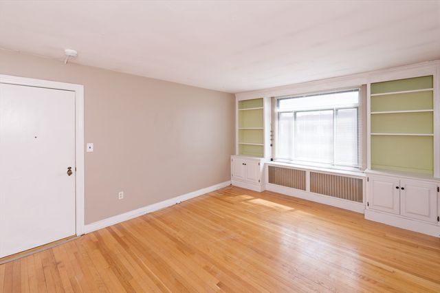 20 Ashland St 3L, Worcester, MA 01609