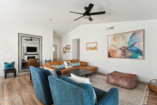 15641 N 63RD Street, Scottsdale, AZ 85254