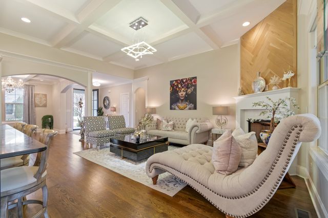 8007 June Apple Ln, Spring Hill, TN 37174