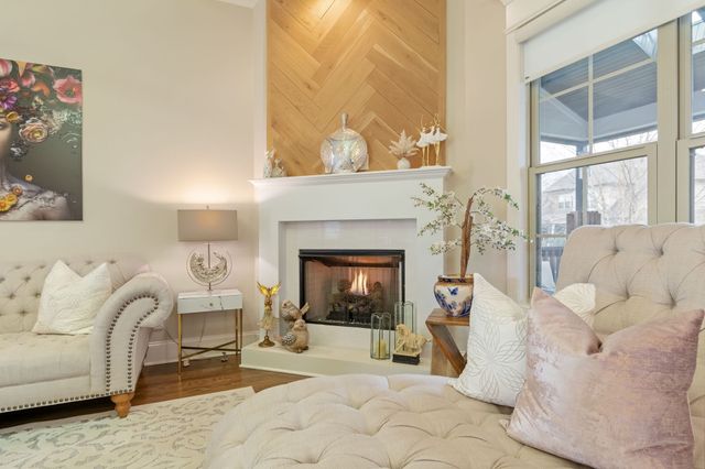 8007 June Apple Ln, Spring Hill, TN 37174