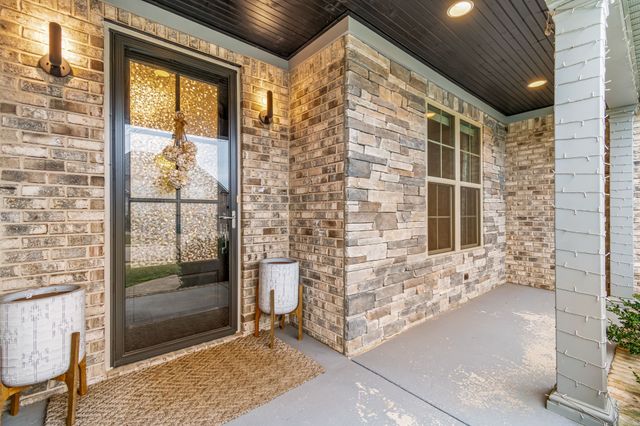 8007 June Apple Ln, Spring Hill, TN 37174