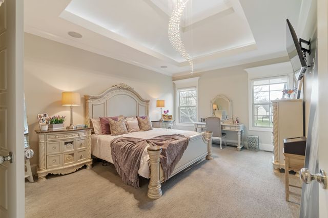 8007 June Apple Ln, Spring Hill, TN 37174