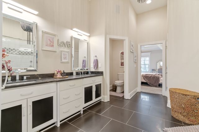 8007 June Apple Ln, Spring Hill, TN 37174