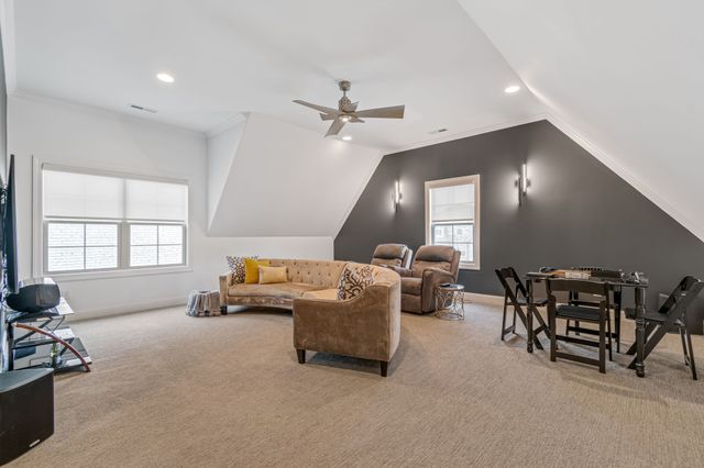 8007 June Apple Ln, Spring Hill, TN 37174