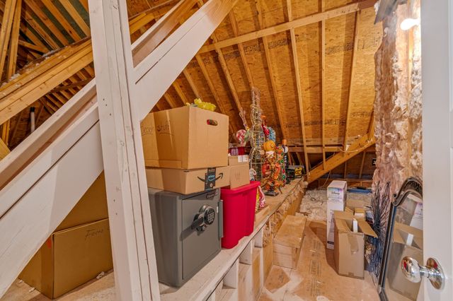 8007 June Apple Ln, Spring Hill, TN 37174