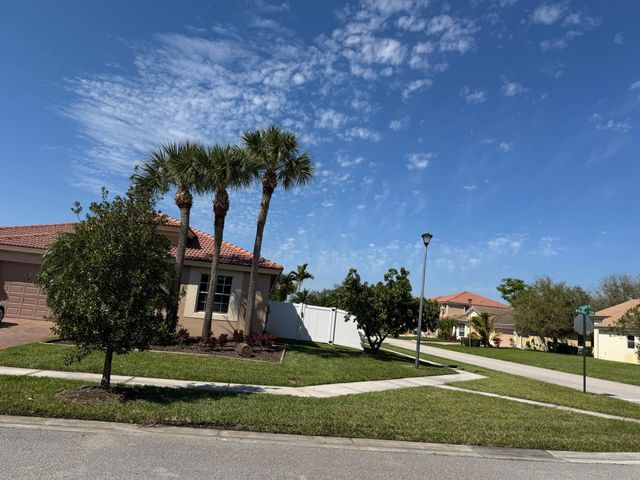 4149 Worlington Terrace, Fort Pierce, FL 34947