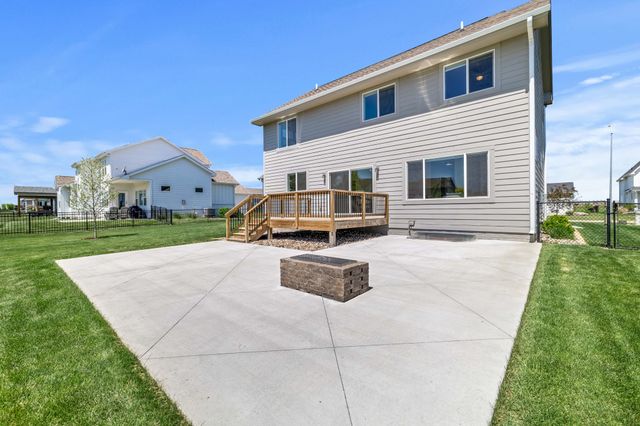 403 NW Reinhart Drive, Ankeny, IA 50023